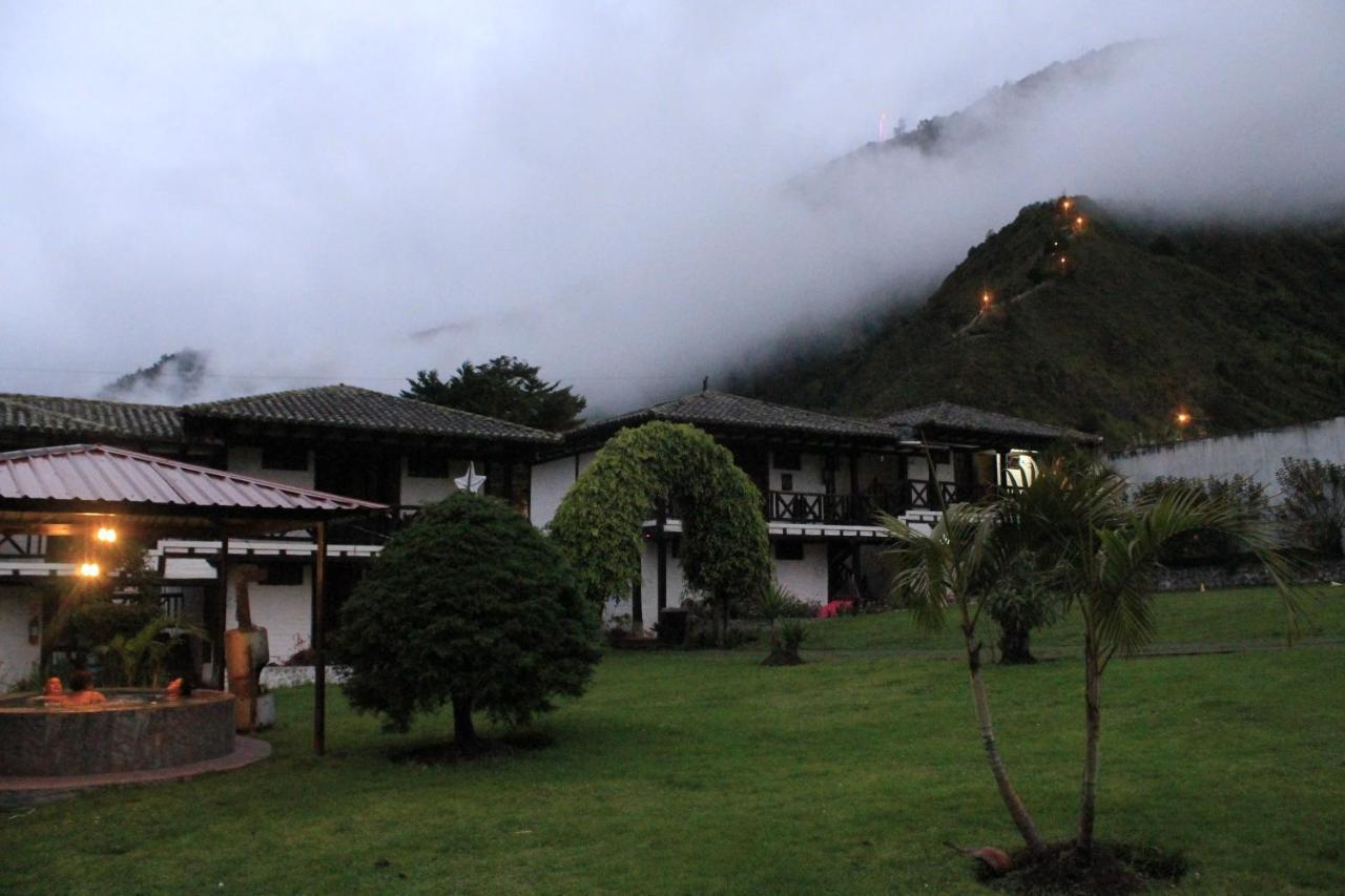 Hostal Inti Luna Baños Buitenkant foto
