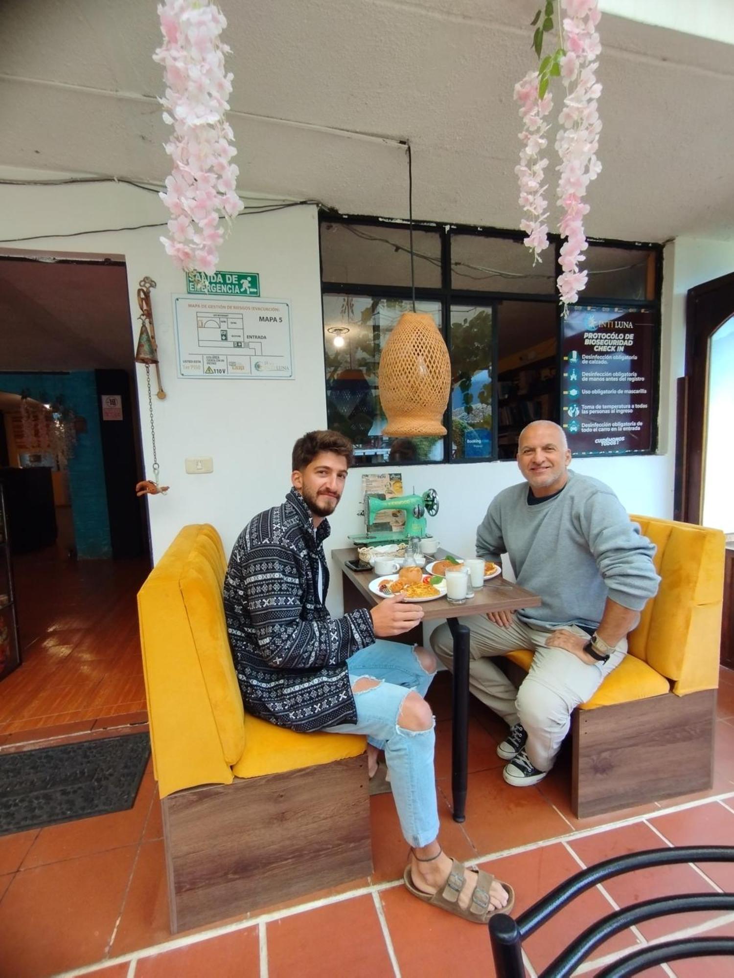 Hostal Inti Luna Baños Buitenkant foto